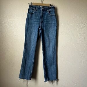 Abercrombie & Fitch Ultra High Rise 90s Straight Fit Jeans
